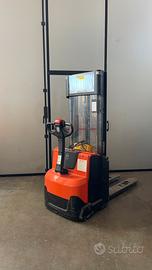 Stoccatore TOYOTA/BT SWE120