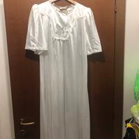 Camicia da notte e vestaglia lunga