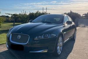 Jaguar XF 3.0 D V6 Portfolio