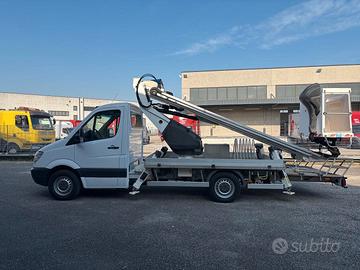 Mercedes Benz piattaforma aerea 14 MT
