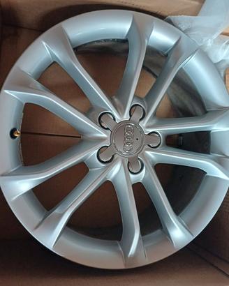 Cerchi lega originale Audi Q3 Q2 A3 s.line mis.18
