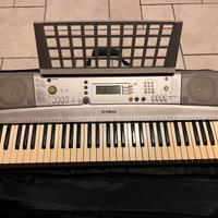 Pianola Yamaha YPT-300