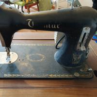 Macchina da cucire VEMAC con mobiletto