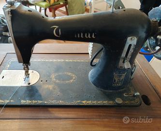 Macchina da cucire VEMAC con mobiletto