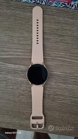 Samsung Galaxy Watch4 40 mm Rosa – Ottime condizio