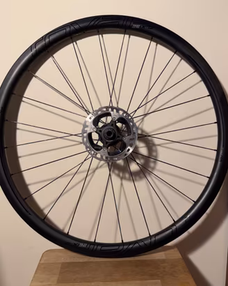 Ruote Roval CLX 32 Disc carbonio – tubeless ready 