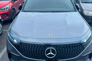 MERCEDES EQA 250 + LINE ADVANCED
