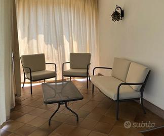 Salotto da esterno marca EMU modello Athena