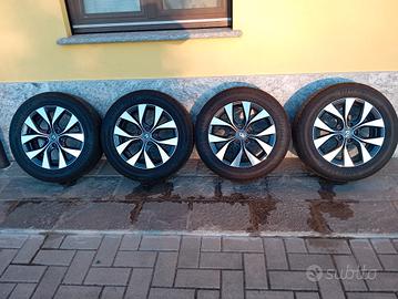 cerchi e gomme Renault Captur 