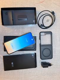 Samsung Galaxy Z Flip6 Smartphone Al pieghevole