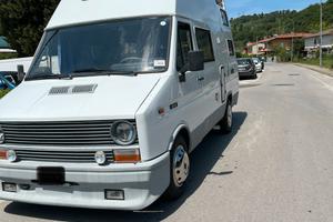 Iveco daily 35-08 camper puro
