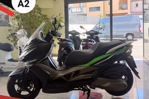 KAWASAKI J300 ABS