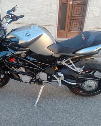 MV Augusta Brutale 920 
