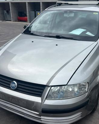 FIAT STILO per ricambi usati