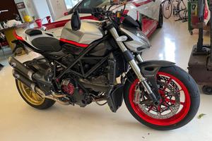 Ducati 1098 strettfighter