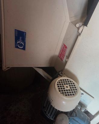 Pigiatrice elettrica per uva marca Gemignani