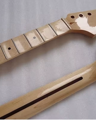 Manico tipo fender stratocaster Malmsteen scallop