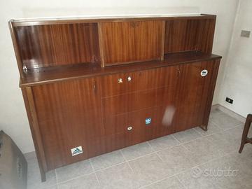 Letto a scomparsa vintage