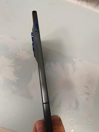 Motorola Edge 70 super leggero e sottile