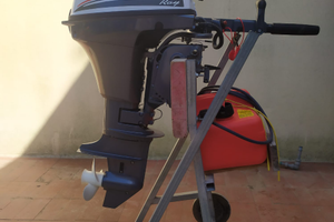 Motore barca fuoribordo