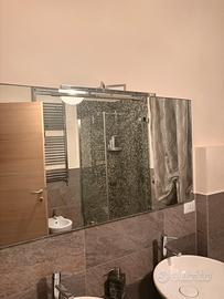 Specchio grande da bagno con luce a led integrata