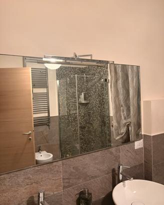 Specchio grande da bagno con luce a led integrata