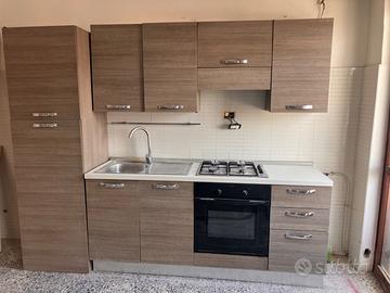 Cucina lineare