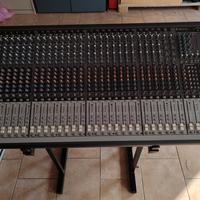 mixer Onyx 32.4 