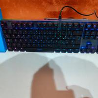 Kit Gaming Meccanica Aukey + Mouse Logitech G203