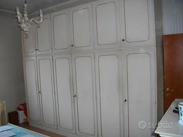 Armadio -Cassettiera-Testata letto-Reti