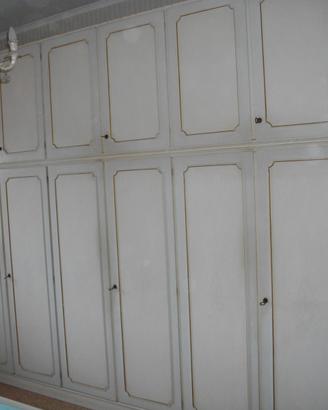 Armadio -Cassettiera-Testata letto-Reti
