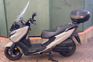 Kymco XTown 300i CT 2020 abs pedana bassa