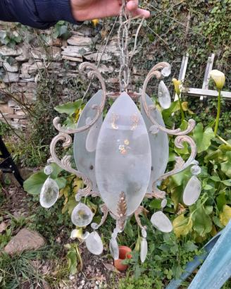 Lampadario decorato con gocce