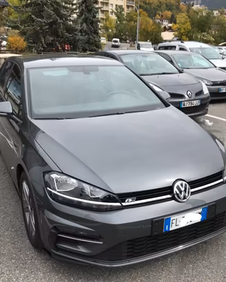 Volkswagen Golf 7 1.6 TDI - RLine - Sport
