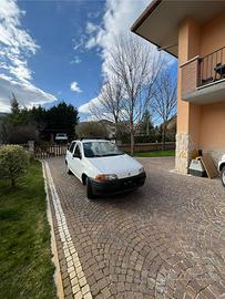 Fiat Punto – €1000 trattabili – L’Aquila