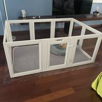 Box per cani in plastica acrilica trasparente