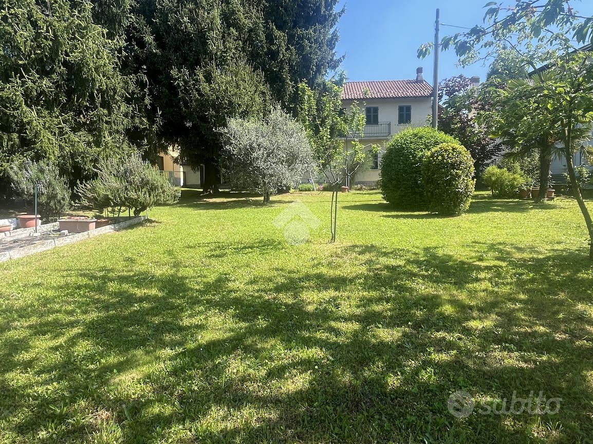 CASA INDIPENDENTE A BEREGAZZO CON FIGLIARO - Vista 2
