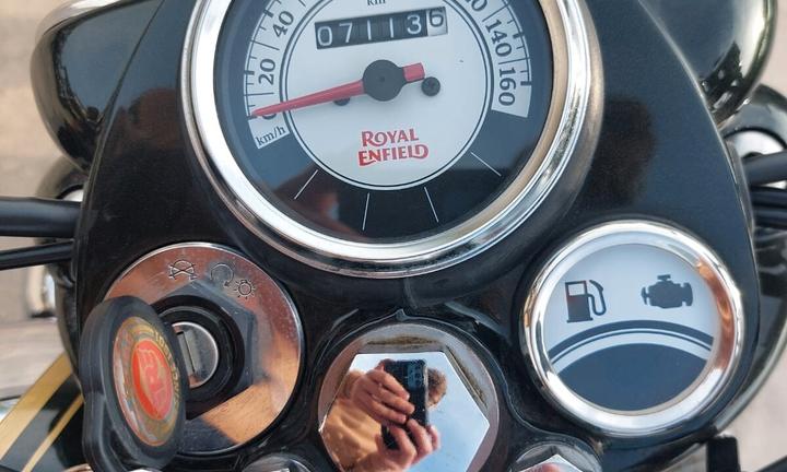 Royal Enfield Classic 500