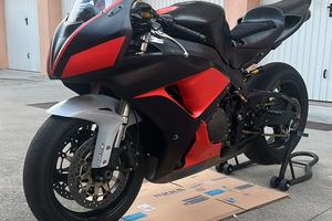 Honda cbr 1000rr