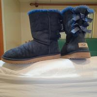 UGG BLU