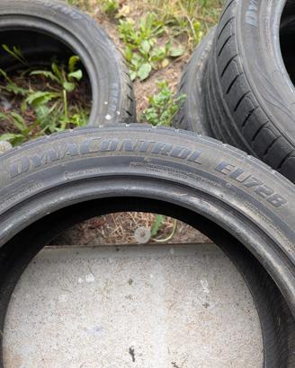 Pneumatici estivi 215/50 R17 95W
