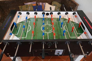 Calciobalilla professionale da bar con gettoniera