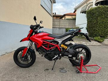 Ducati hypermotard 821