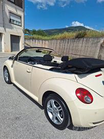 VOLKSWAGEN New Beetle - 2006