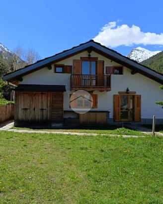 MONOLOCALE A VALSAVARENCHE