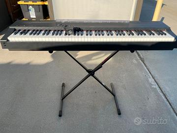 Pianoforte YAMAHA P70