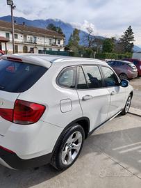 Bmw X1 sDrive18d cambio automatico accetto permute