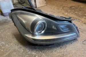 Faro mercedes C