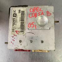 Centralina motore usata per Opel Corsa B 1.6 16v G