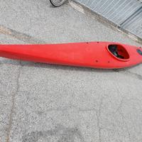 kayak rosso 